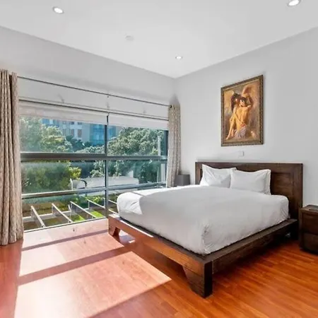 Sleek Modern Pad Next To Spark Arena Free Parking Auckland Exterior photo