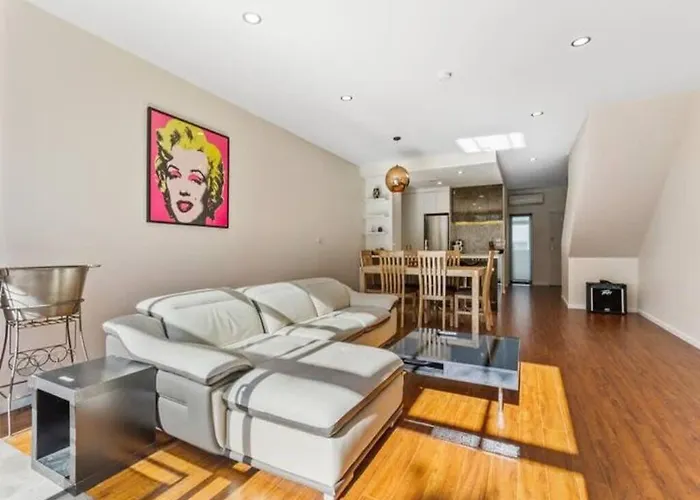 Sleek Modern Pad Next To Spark Arena Free Parking